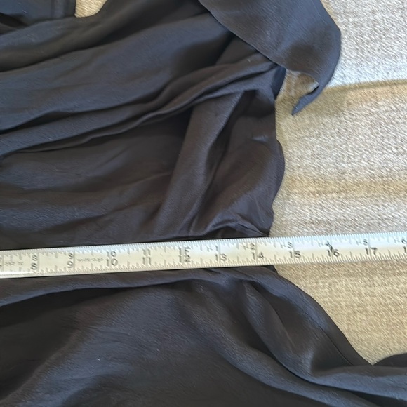 J. CREW DRAPERY PUFF LONG SLEEVE BUTTON UP JUMPSUIT SIZE 6 - Picture 12 of 16